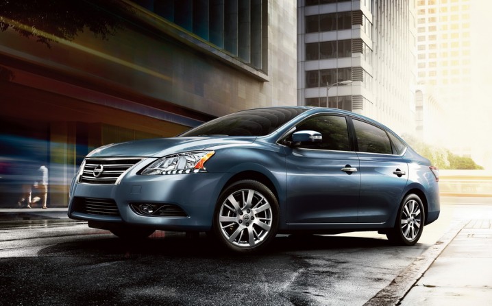 مقارنة بين مواصفات واسعار “نيسان سنترا ” و”هيونداى النترا ” لعام 2015