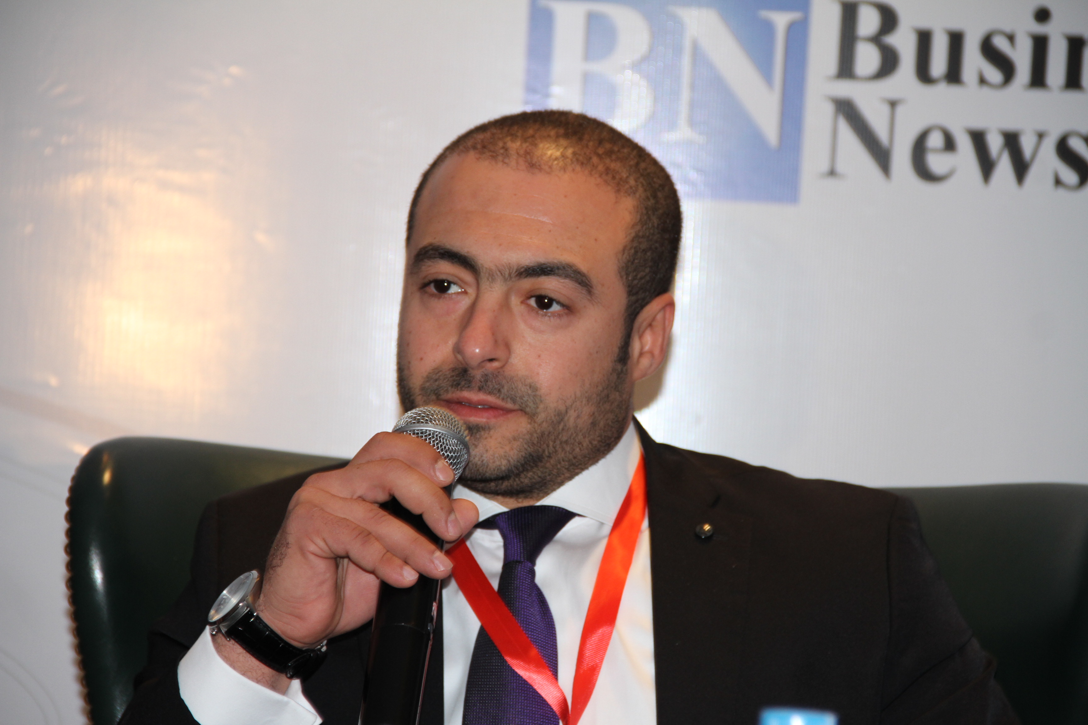 مدير إدارة قطاع التجزئة المصرفية – إدارة قروض السيارات فى بنك القاهرة