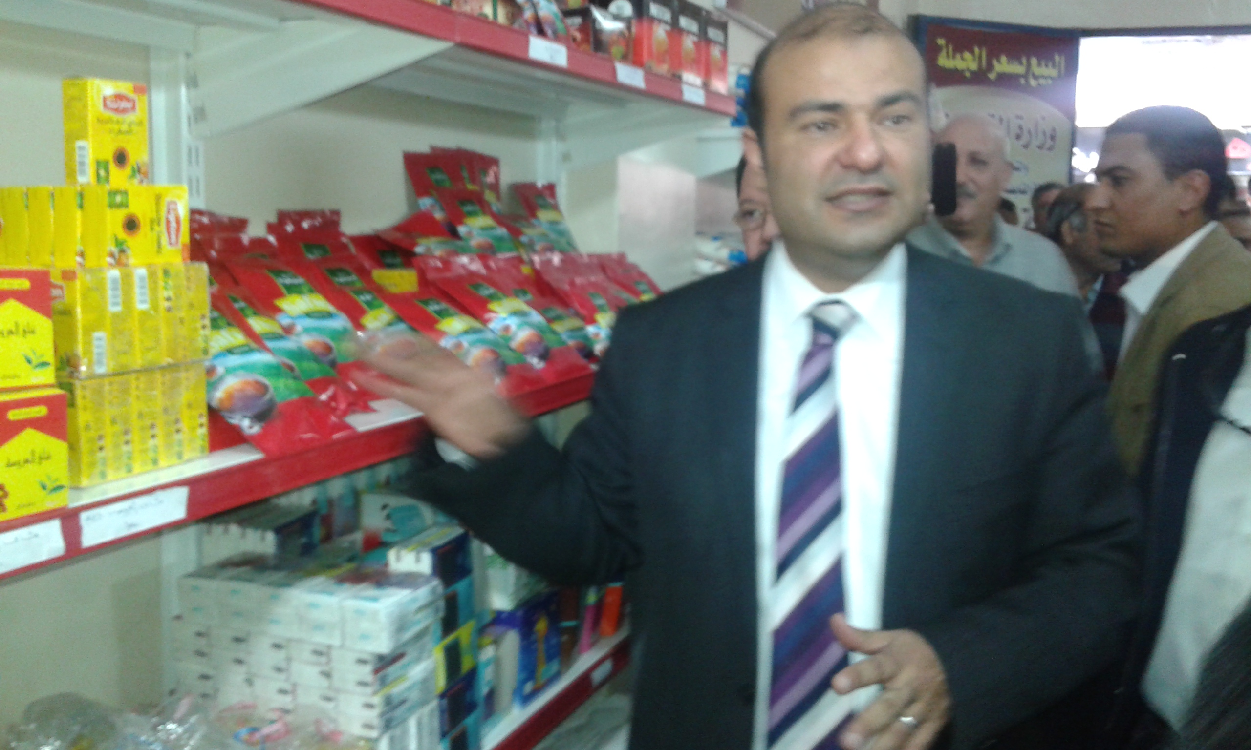 خالد حنفى وزير التموين - أرشيفية