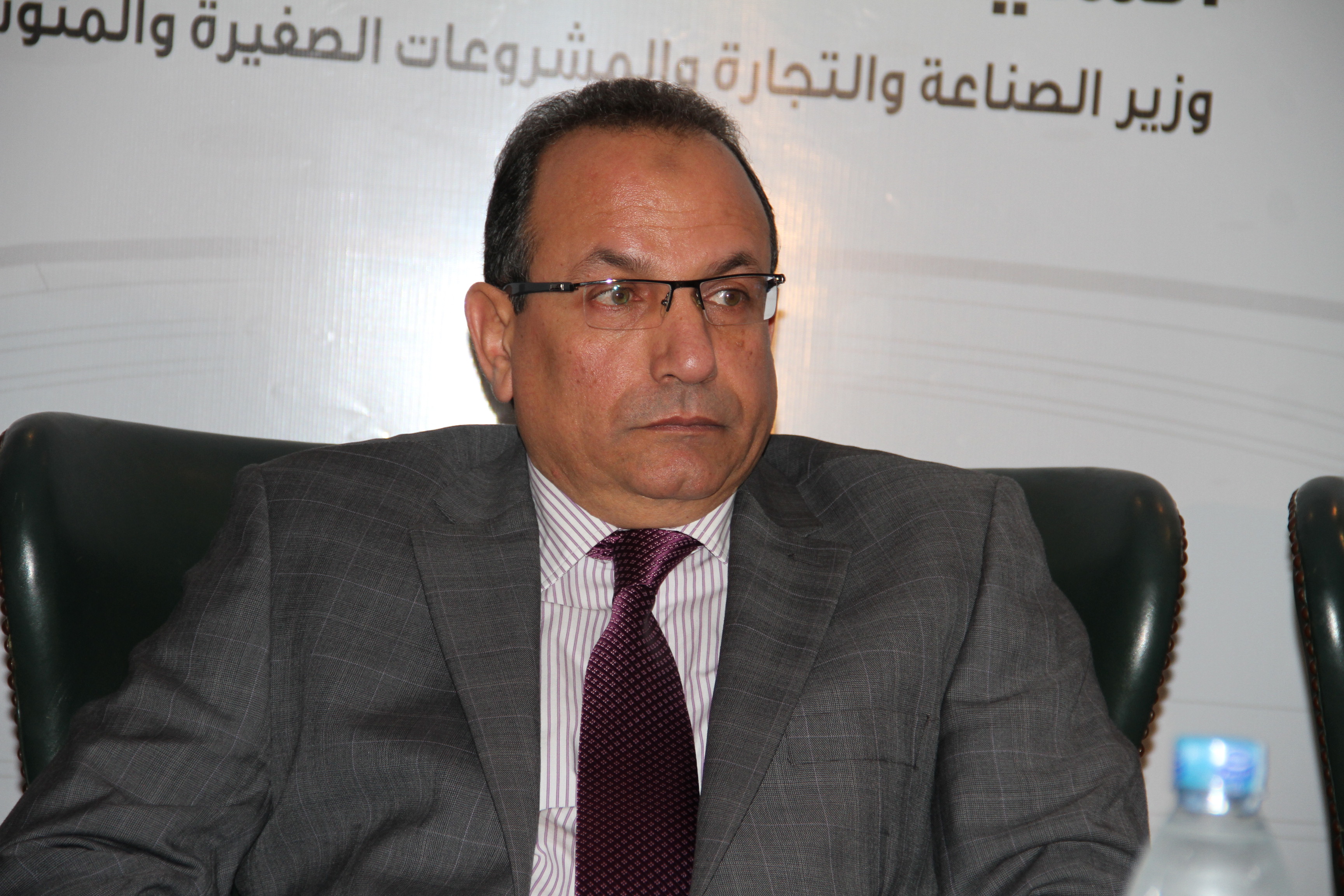 ايجيبت اوتوموتيف..إلزام مستوردى السيارات بمواصفات الجودة يناير المقبل