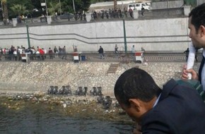 إنتحار فتاة من أعلي كوبري قصر النيل