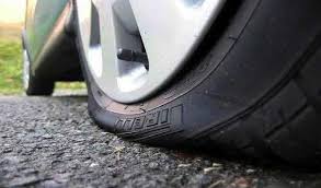 اطار السيارة