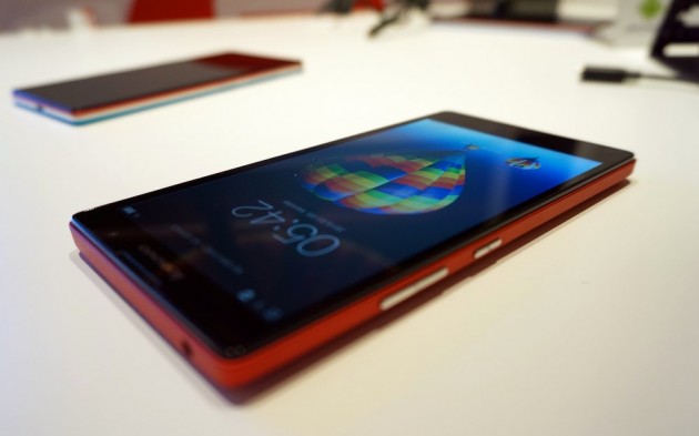 لينوفو Lenovo P90 في معرض ” CES 2015 “