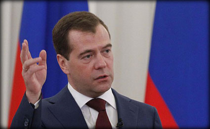 رئيس الوزراء الروسي يأمر بتوفير احتياطيات من الأدوية في ظل انهيار الروبل