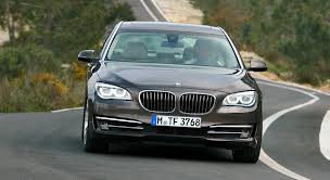 بى ام دبليو i320