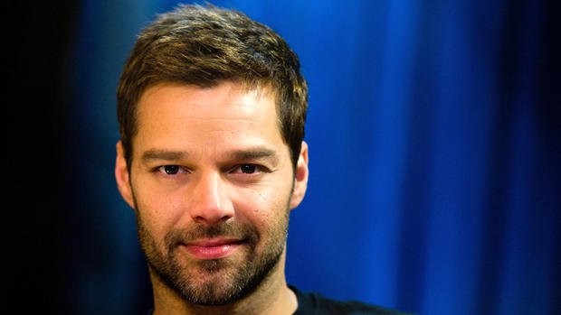 بعد شائعة وفاته .. ريكي مارتن يتصدر مؤشر البحث على جوجل