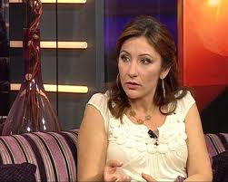 جيهان فاضل تطالب المصريين بالاعتصام فى السفارات المصرية بالخارج لاسقاط النظام