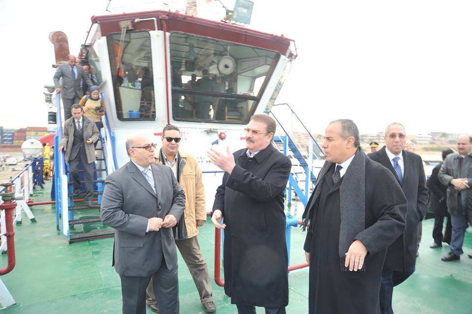 وزير النقل يتفقد محطة حاويات رصيف 100 الجديدة بميناء الدخيلة