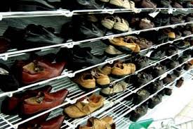 تجار الأحذية