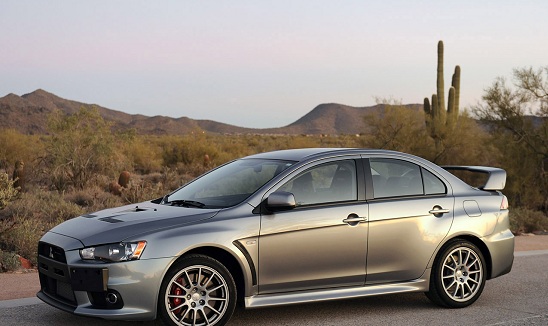 تعرف على اداء ميتسوبيشي لانسر 2015 الرياضية