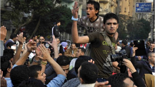 استمرار الاحتجاجات فى المحافظات المصرية ..واستنفار امنى مكثف