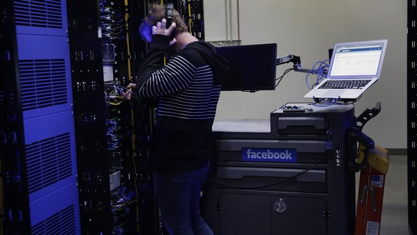 تقرير: سياسات الخصوصية الجديدة لـ”فيسبوك” تنتهك القوانين الأوروبية