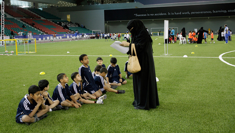 بعد نجاحها في كرة اليد ما هو برنامج قطر لهزم العالم في كرة القدم؟