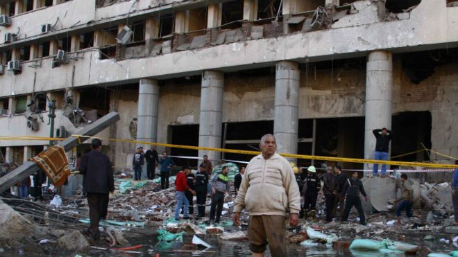 مقتل شخص وإصابة ثلاثة في موجة تفجيرات بالقاهرة والجيزة