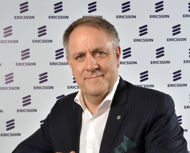 رئيس وحدة خدمات العملاء في مجالي الصناعة والمجتمع بالشرق الأوسط