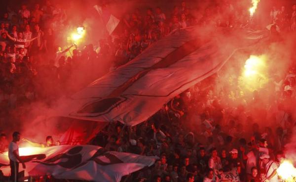 13قتيل باشتباكات بين ألتراس الزمالك “وايت نايتس” والشرطة .. وانباء عن 3 اخرين