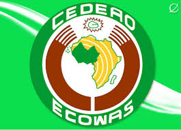 اتحاد دول الإكواز الافريقية توحد الرسوم الجمركية فيما بينها