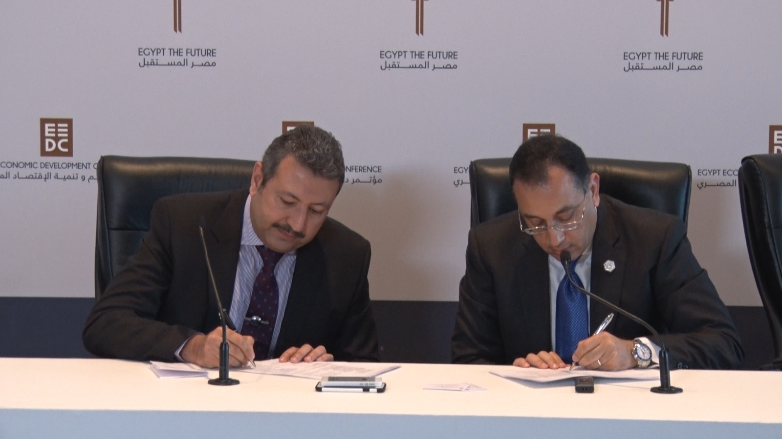 “عربية” توقع مذكرة تفاهم مع “الإسكان” لإنشاء مدينة “الشمس” السياحية بإستثمارات 4 مليار دولار