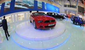 مسؤول: رئيس “بي ام دابليو” و”سيات” يشاركون معرض ” فورميلا اوتوماك 2015″