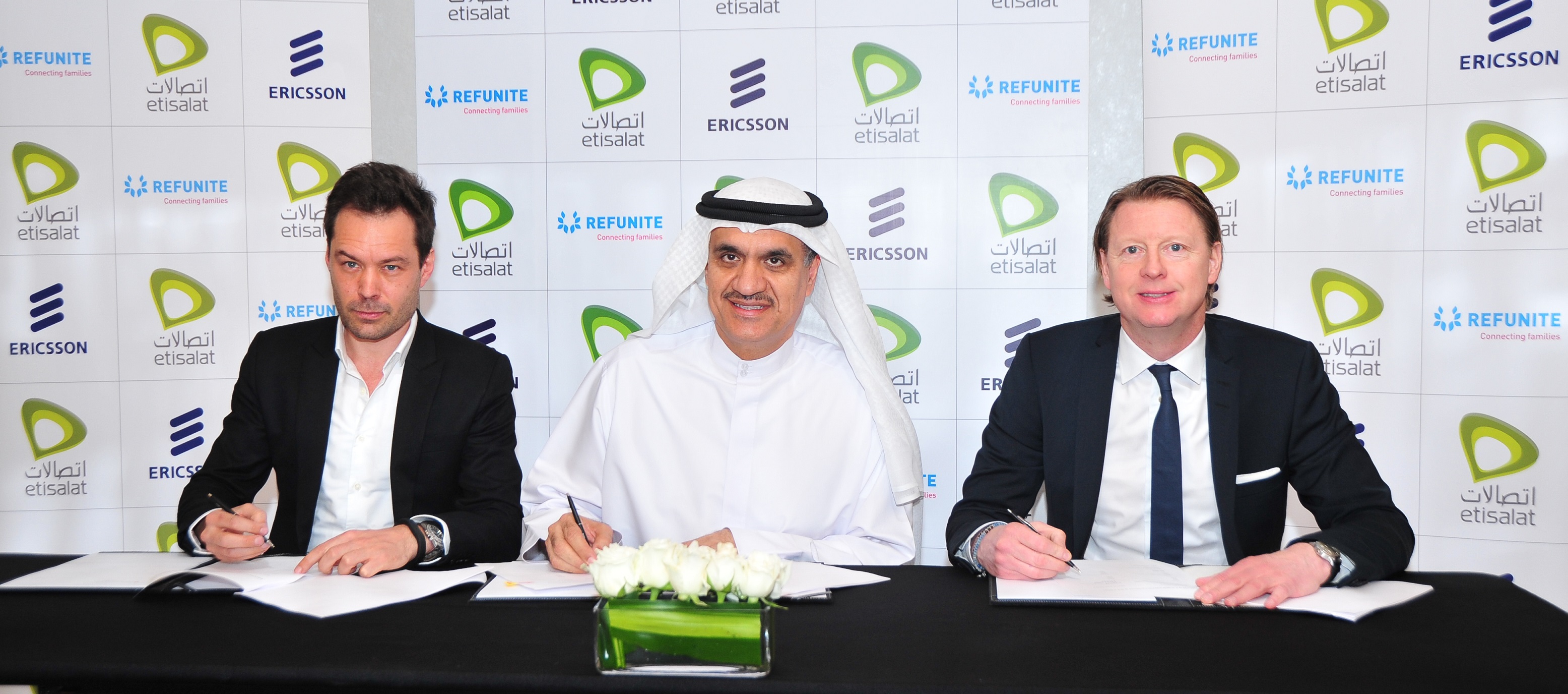 “اتصالات” و”اريكسون” و”اللاجئون المتحدة” يسعون لتقديم خدمات الاتصال لمساعدة اللاجئين