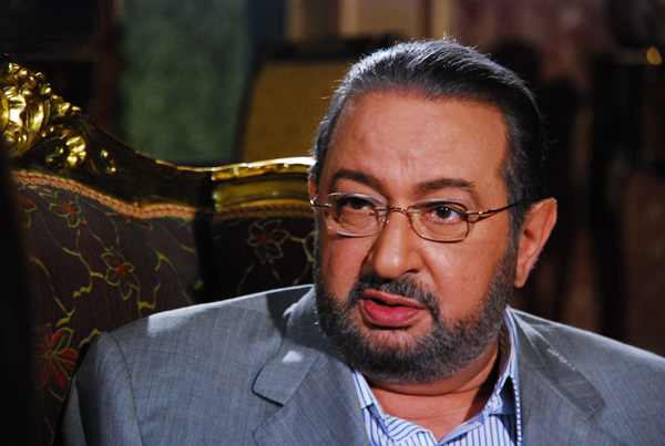 بعد عودتة من رحلة العلاج .. نور الشريف يتصدر مؤشر جوجل