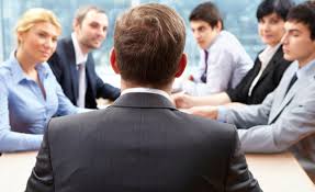 ماذا يقول مديرو الشركات خلف الأبواب المغلقة؟