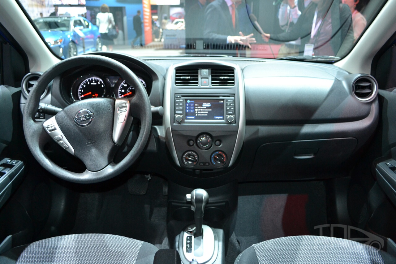 مقارنة بين مواصفات واسعار “نيسان صنى” وستروين سى اليزيه” لعام 2015