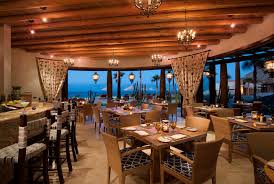 لماذا يفضل رجال أعمال الاستثمار في المطاعم؟