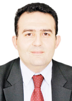 “رضوان”: الاكتتابات والضريبة الرأسمالية وراء الاتجاه المؤسسى للبيع بالبورصة