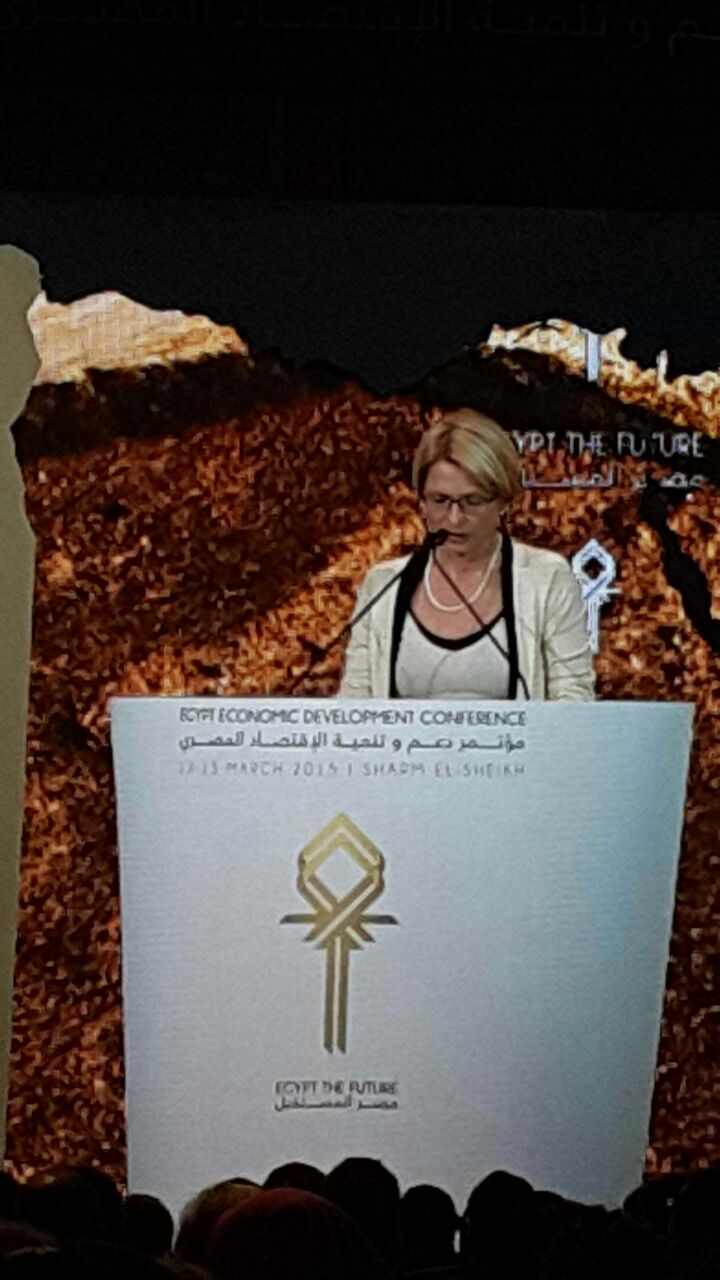 رئيسة الوفد السويسرى فى المؤتمر الاقتصادى