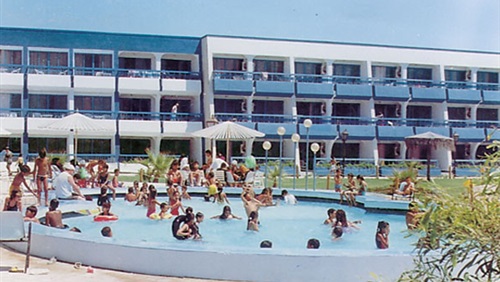 ” القرى السياحية ” تطرح 27 محلاً تجارياً للبيع بالمزاد العلنى الشهر الجارى