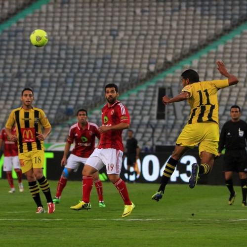 المقاولون يبعد الأهلي عن المنافسة على الدوري