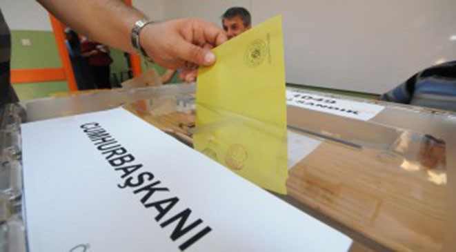 مصطفى أكسيني يفوز برئاسة قبرص التركية بعد حصوله على 60% من الأصوات