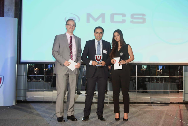 McAfee تمنح MCS جائزة أفضل موزع لخدمات القيمة المضافة لعام 2015