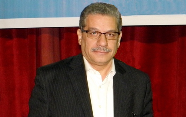 الدكتور أمين لطفي رئيس جامعة بني سويف