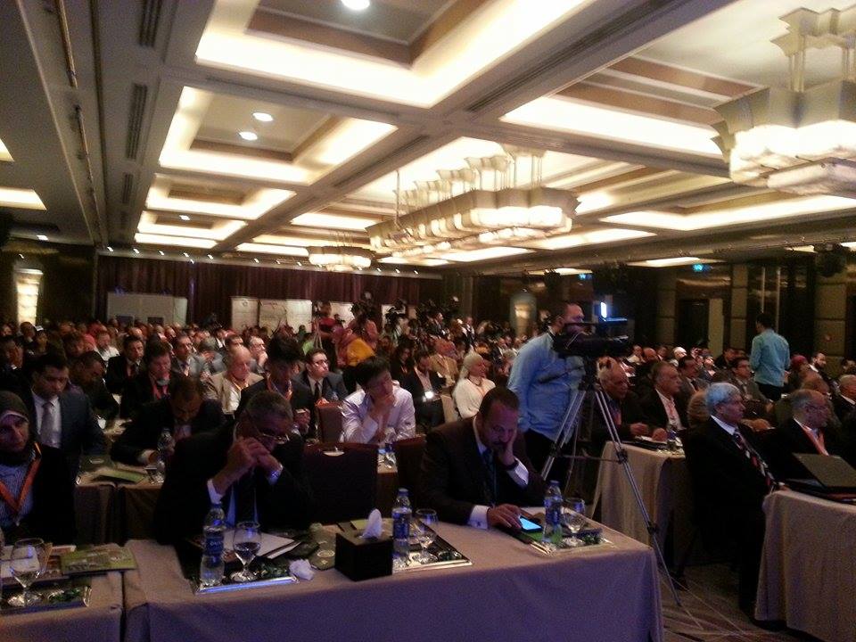 التنمية الصناعية : مصانع الاسمنت تعمل بأقل من 50 % من طاقتها الإنتاجية