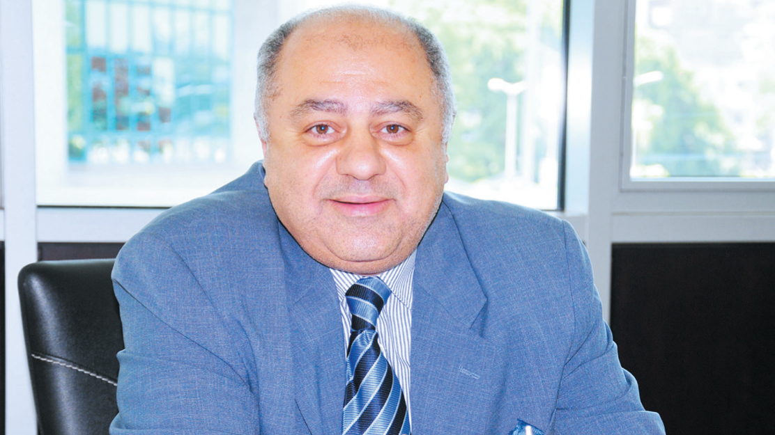 مساعد العضو المنتدب ببنك التعمير والإسكان