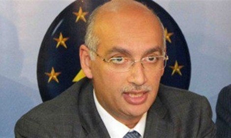 “التعليم الفني” و “سيمنز” يقدمان منح دراسية بألمانيا للخريجين المتميزين