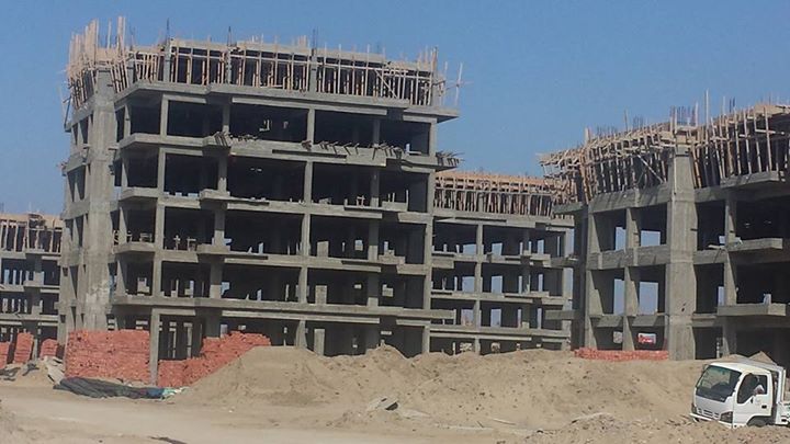 بالصور..معدلات تنفيذ مرتفعة فى “دار مصر” بدمياط الجديدة
