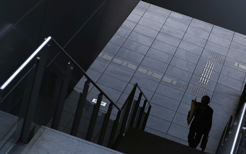 “بايونيرز” تبدا السير فى إجراءات قيد “رؤية القابضة” بالبورصة