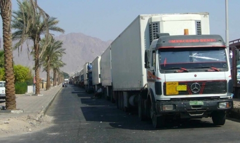 النقل ” تعد مذكرة لمجلس الوزراء لمد مهلة عمل المقطورات “