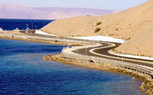 ” خليج السويس ” تجمع 13 مليون جنيه حصيلة بيع 3 مبان ادارية و8 محلات تجارية بالمزاد العلني