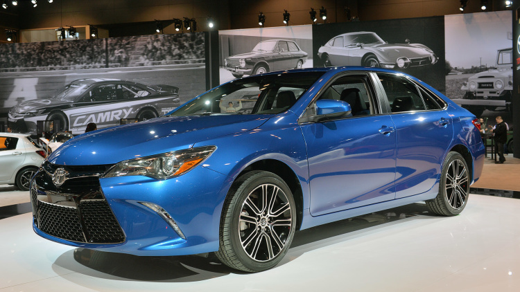  مواصفات و اسعار تويوتا كامري جي ال ليميتد 2016