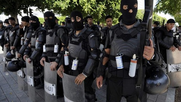 رئيس تونس يعلن حالة الطوارئ بعد أسبوع من هجوم سوسة