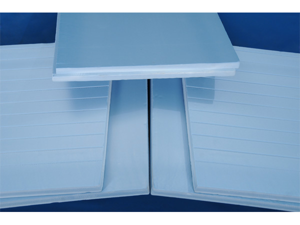 “اللدائن الحديثة” تدرس مقاضاة البورصة بسبب إعتبار قيدها كأن لم يكن