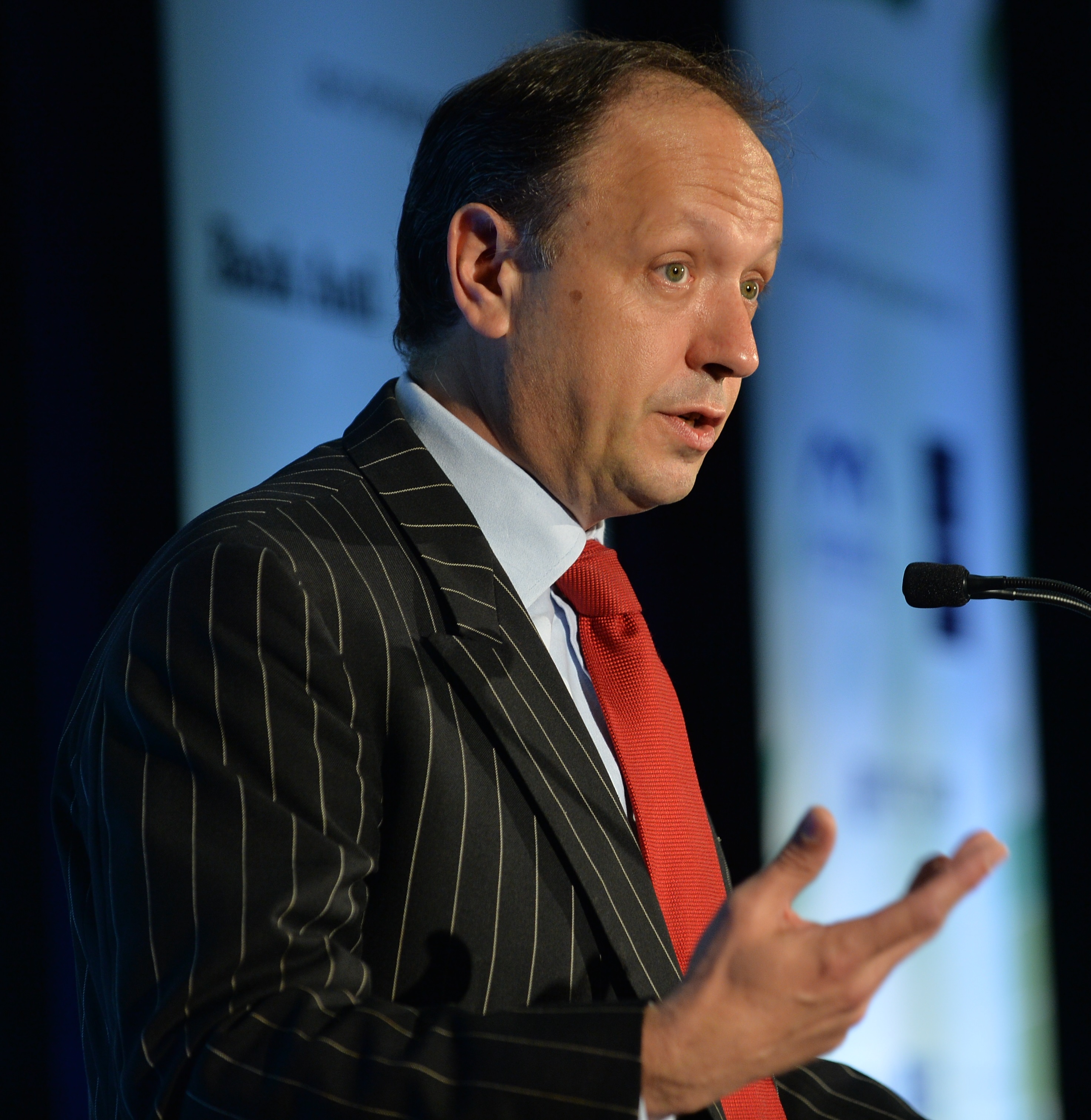 ريتشارد بانكس يكتب: الاستثمار الأجنبي في مصر خلال العشرين عاماً القادمة…. رؤية مستقبلية