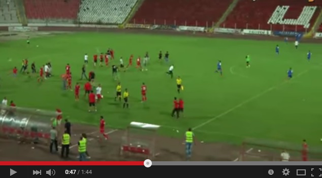 بالفيديو.. جمهور سيسكا البلغاري يهاجم لاعبي أشدود الإسرائيلي