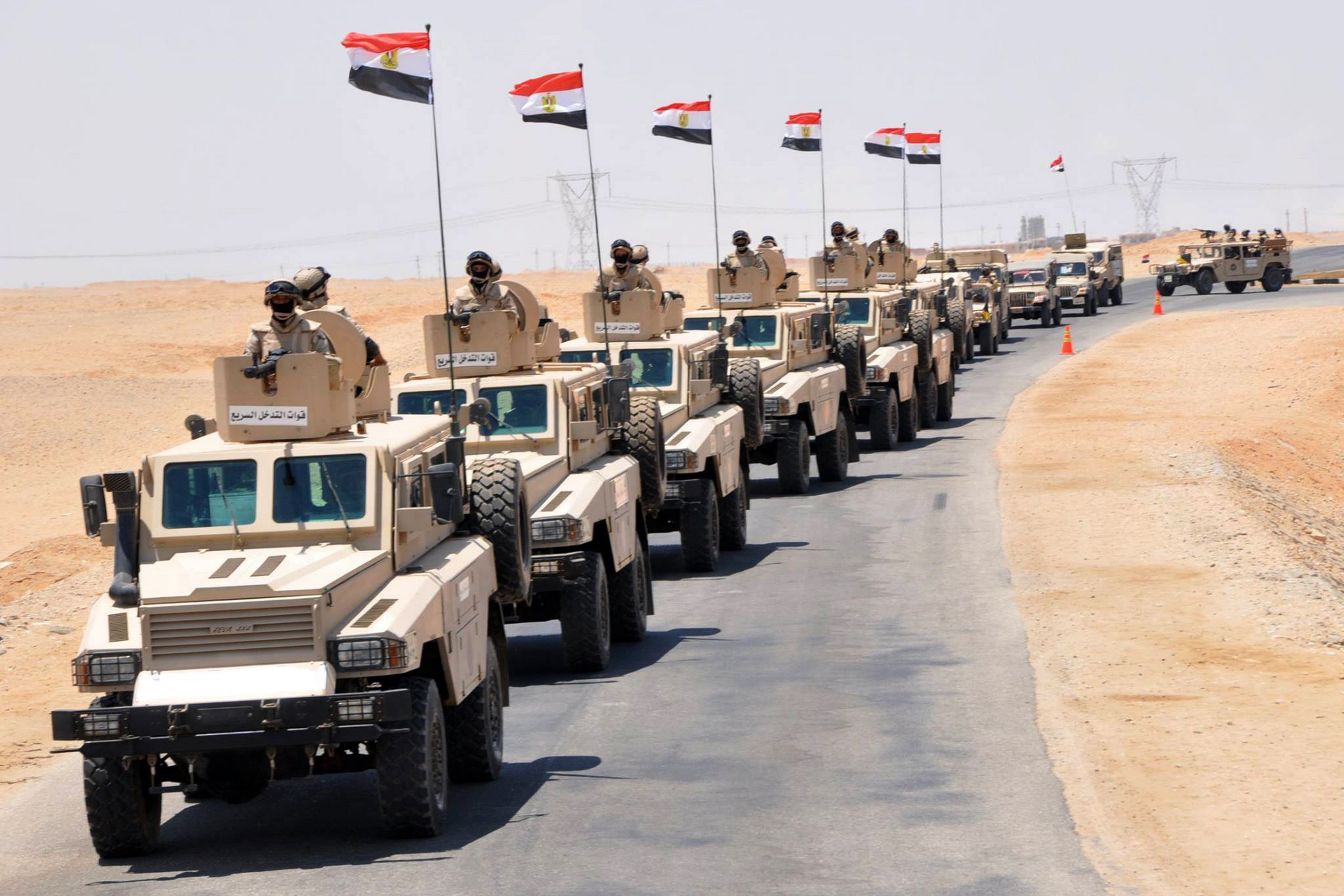 استعدادات القوات المسلحة لتأمين افتتاح قناة السويس الجديدة