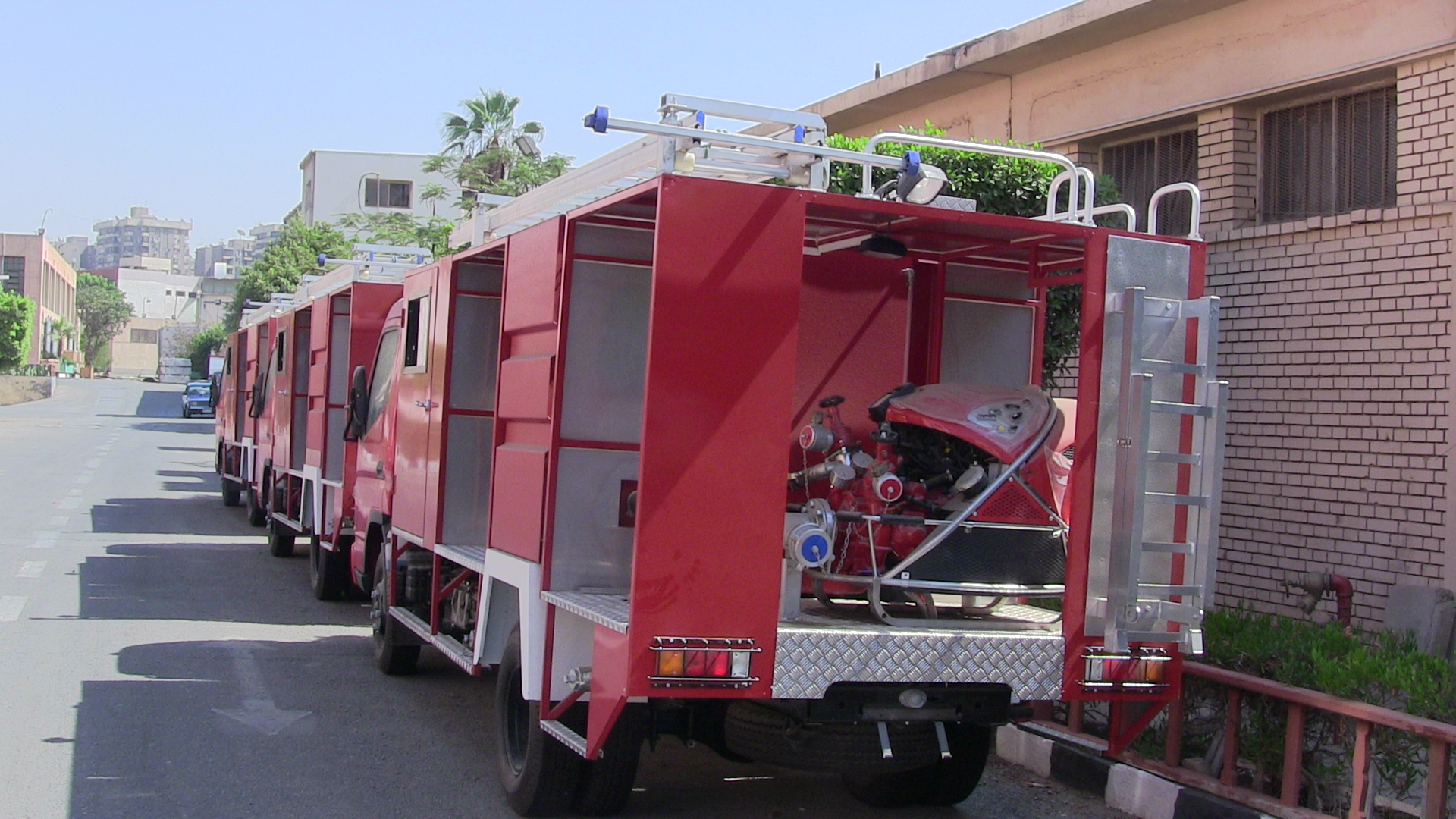 عربات إطفاء الحرائق