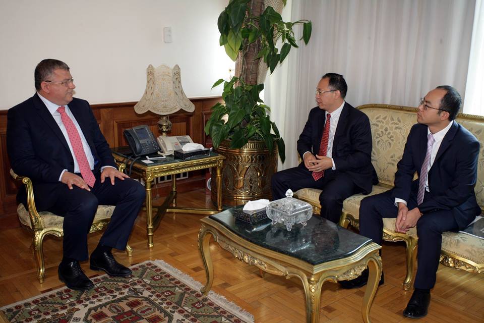 وزير الاتصالات يبحث مع “هواوي” زيادة استثماراتها بمصر ودعم تكنولوجيا “LTE”